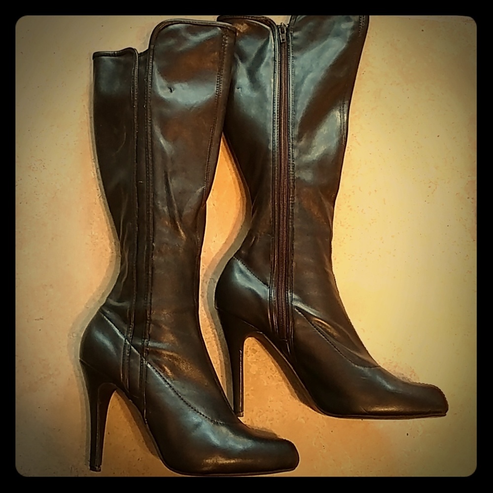 Chinese Laundry Heels Boots